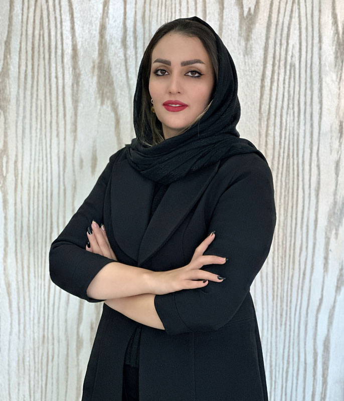 فاطمه کریمی آرایش و میکاپ در اصفهان